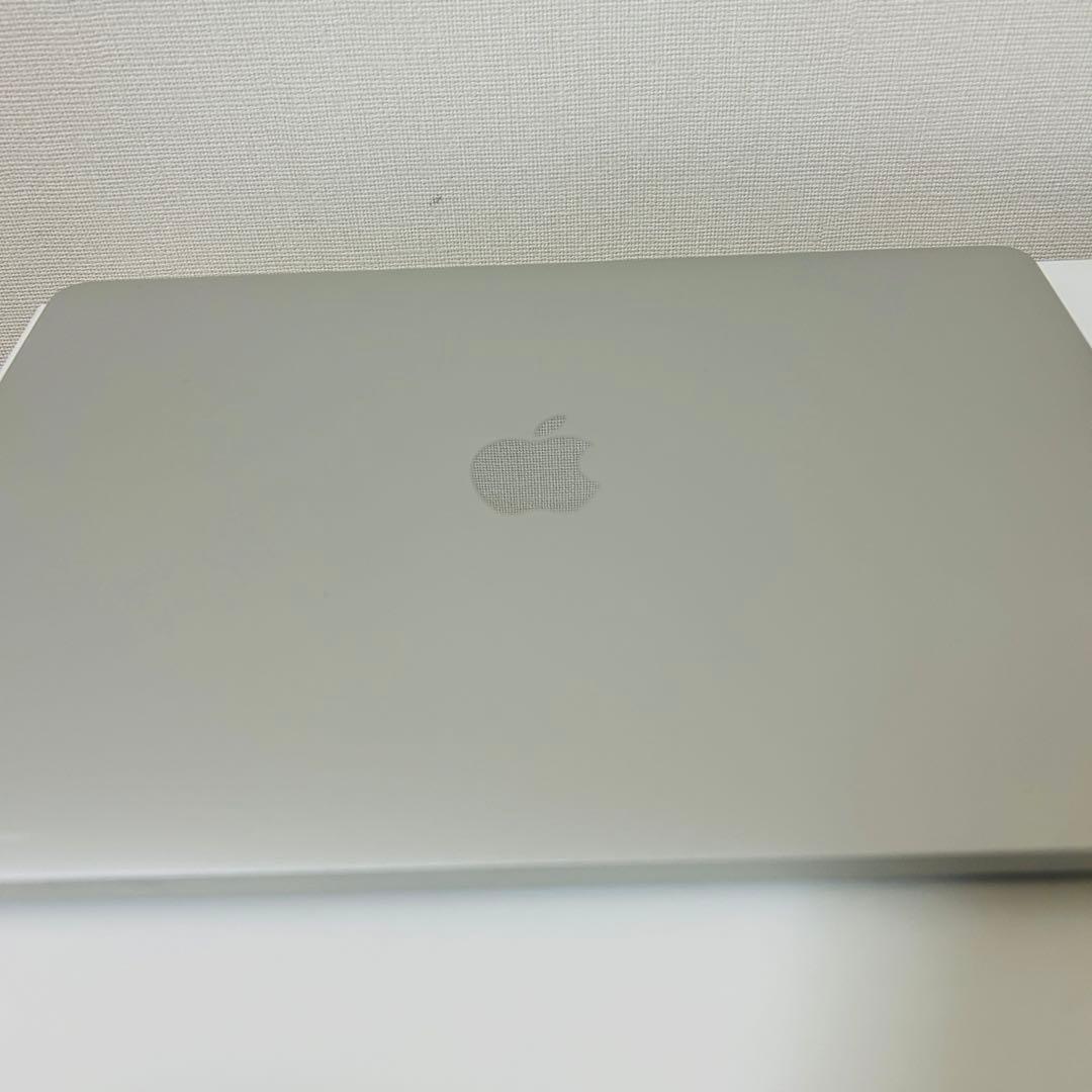 【傷なし】MacBook Pro 13インチ 2018 Touch Bar搭載