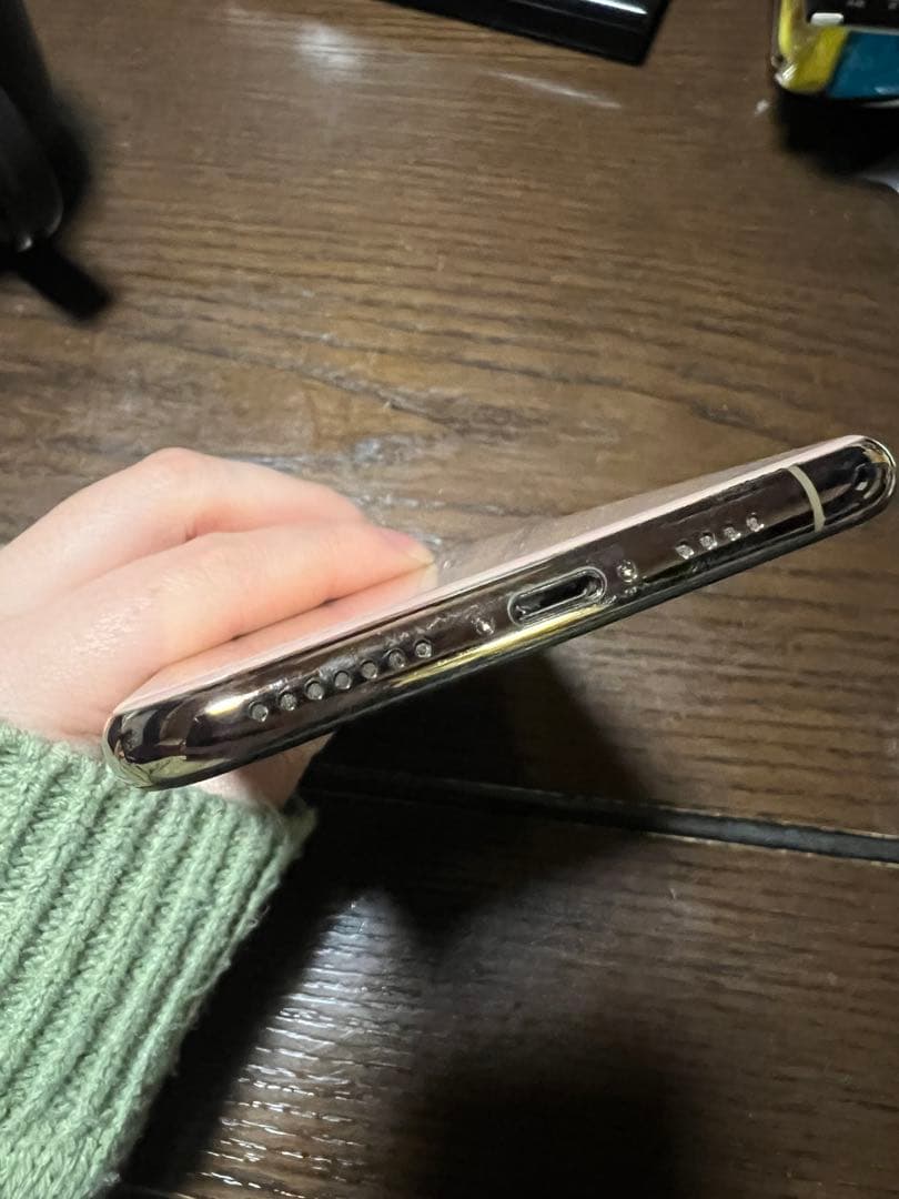 iPhoneXsMax 64GB ゴールド　 SIMフリーバッテリー86%