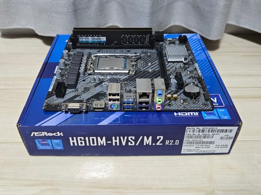 Intel 12100, 32GBメモリ, H610M-HVS/M.2 R2.0