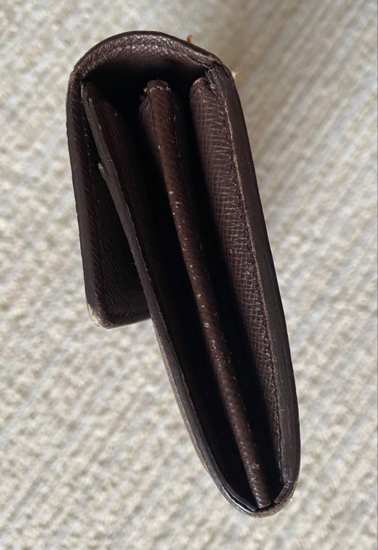 ルイ・ヴィトン　ダミエ長財布