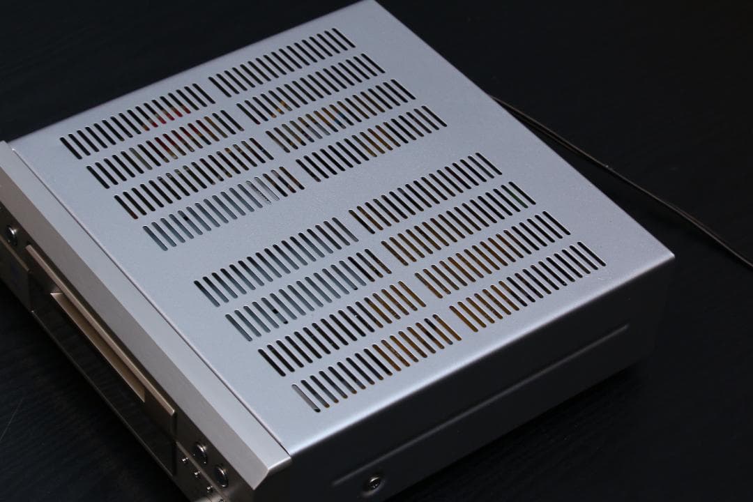 DENON DMD-F101 MDデッキ　MDプレイヤー/レコーダー　 完動品