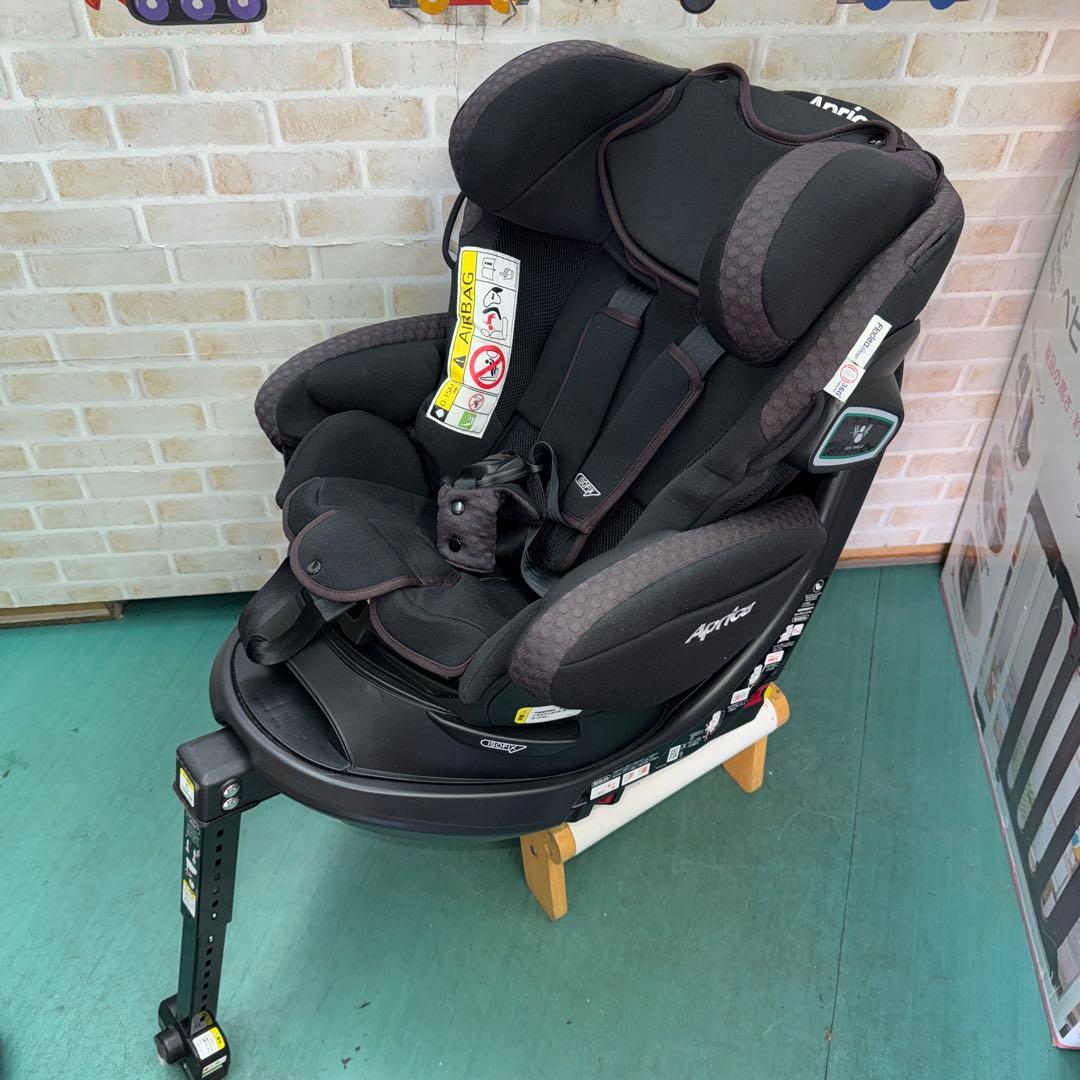 アップリカ　チャイルドシート フラディアグロウ isofix360°セーフティ