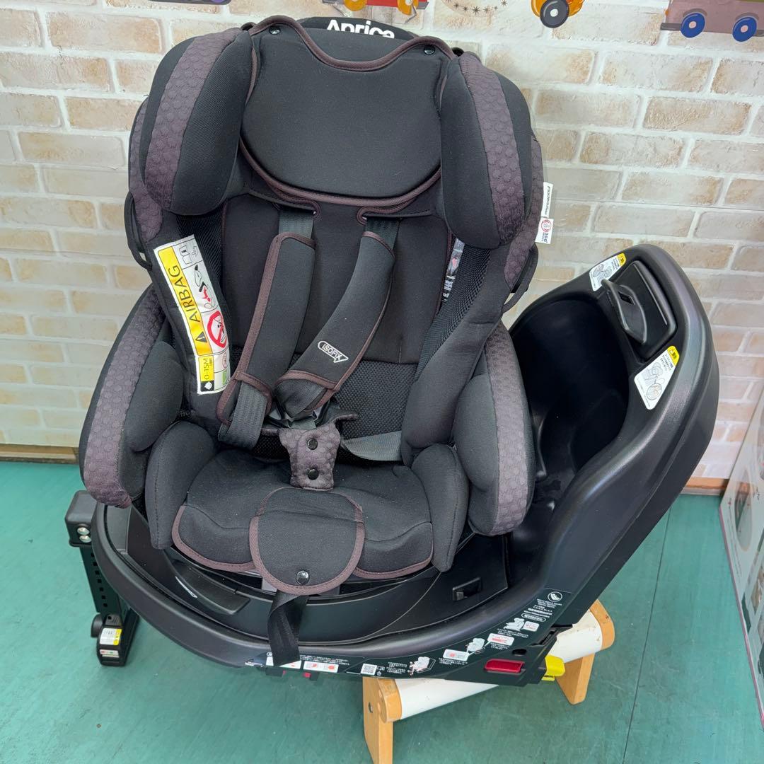 アップリカ　チャイルドシート フラディアグロウ isofix360°セーフティ