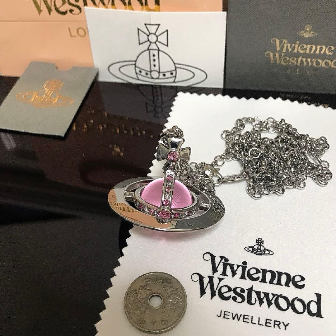 Vivienne Westwood モチーフ ネックレス
