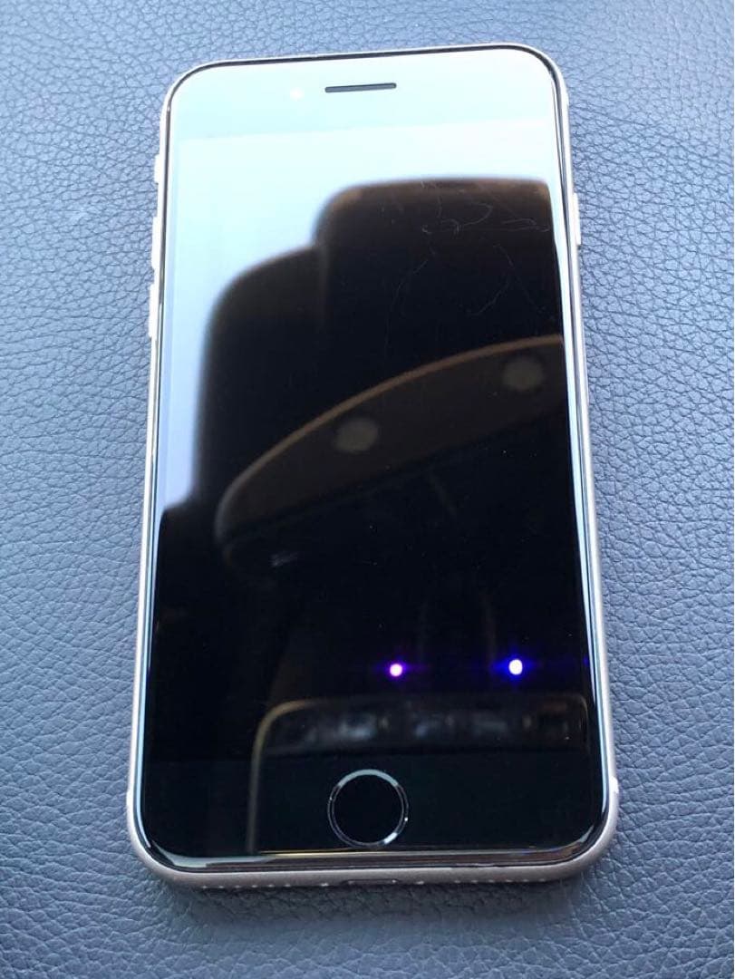 Apple iPhone se3 バッテリー100%