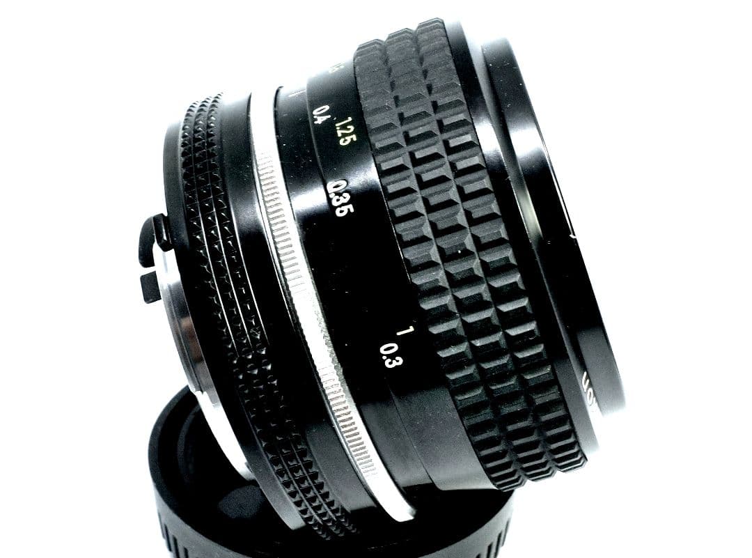 ニコン　Nikon FE + Ai Nikkor 28mm/F2.8