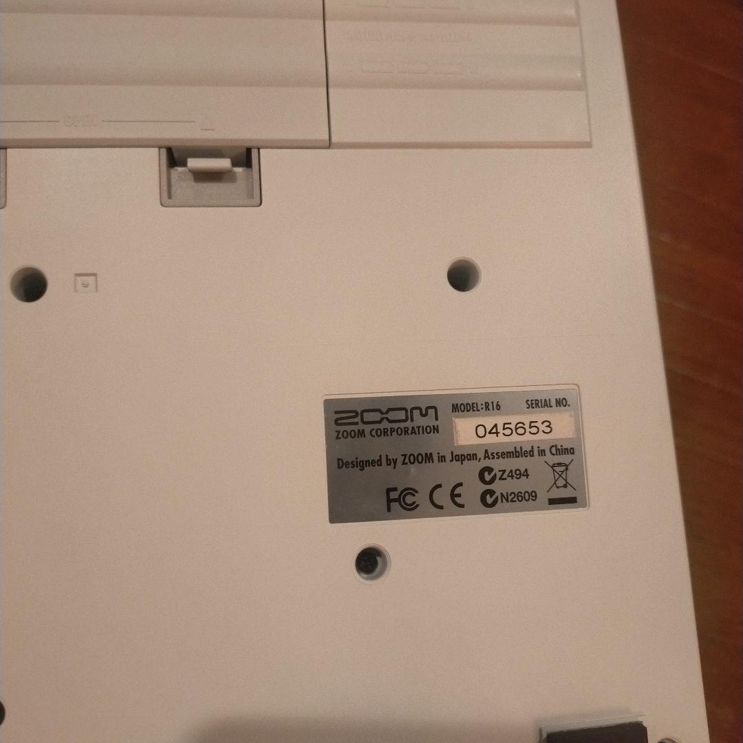 専用出品ZOOM R16 レコーダー・インターフェース・コントローラー 動作保証
