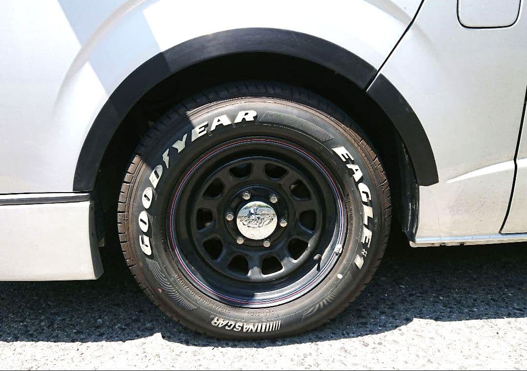 ハイエース オーバーフェンダー ビス止め ローダウンルック 車検対応