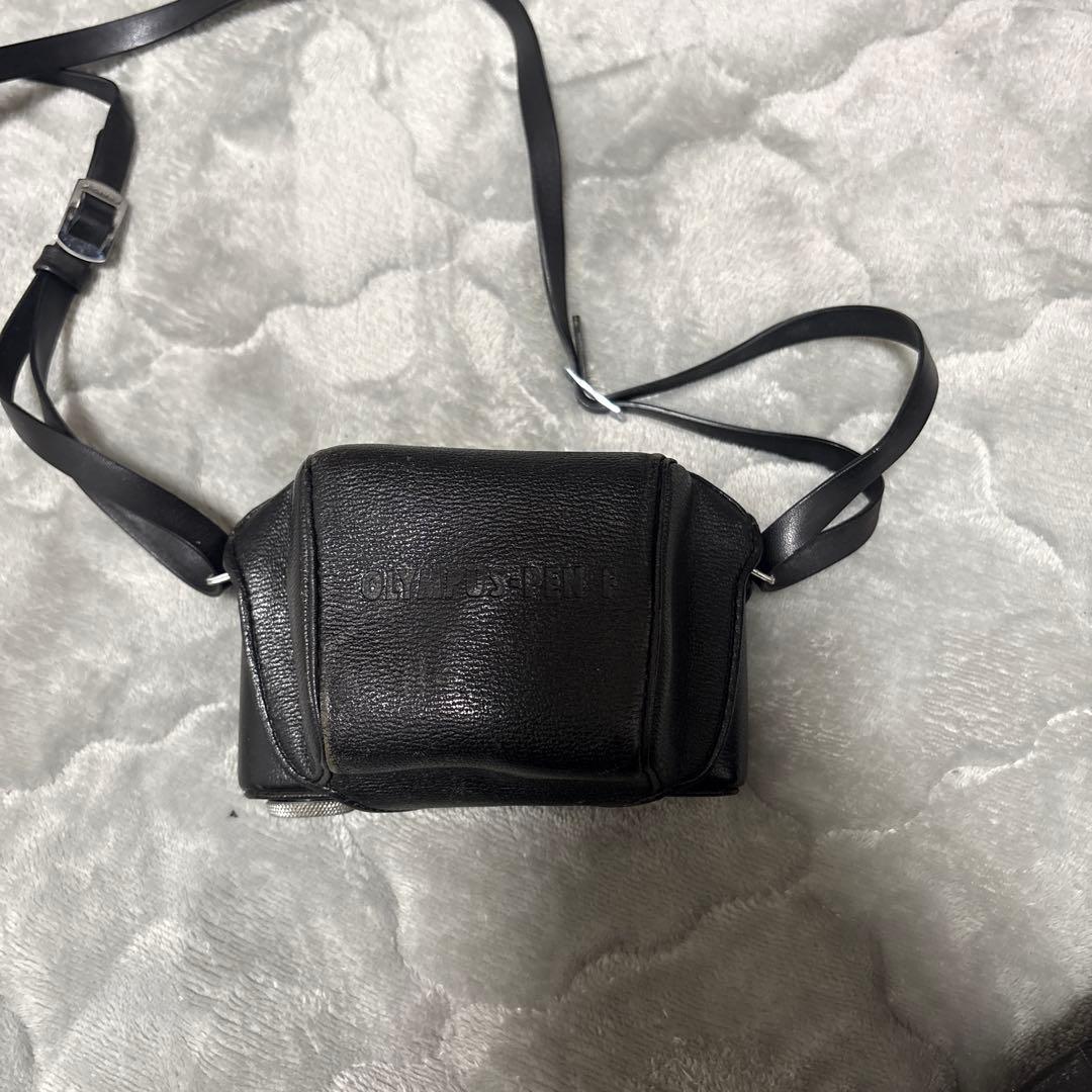 OLYMPUS PEN F オリンパス　ペンF フィルムカメラ　一眼レフ