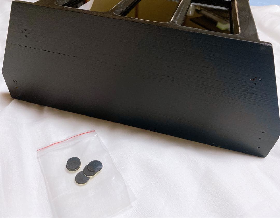 I*z様 サリュガラスキャビネット　ブラックアンティーク　コレクションケース　ハ