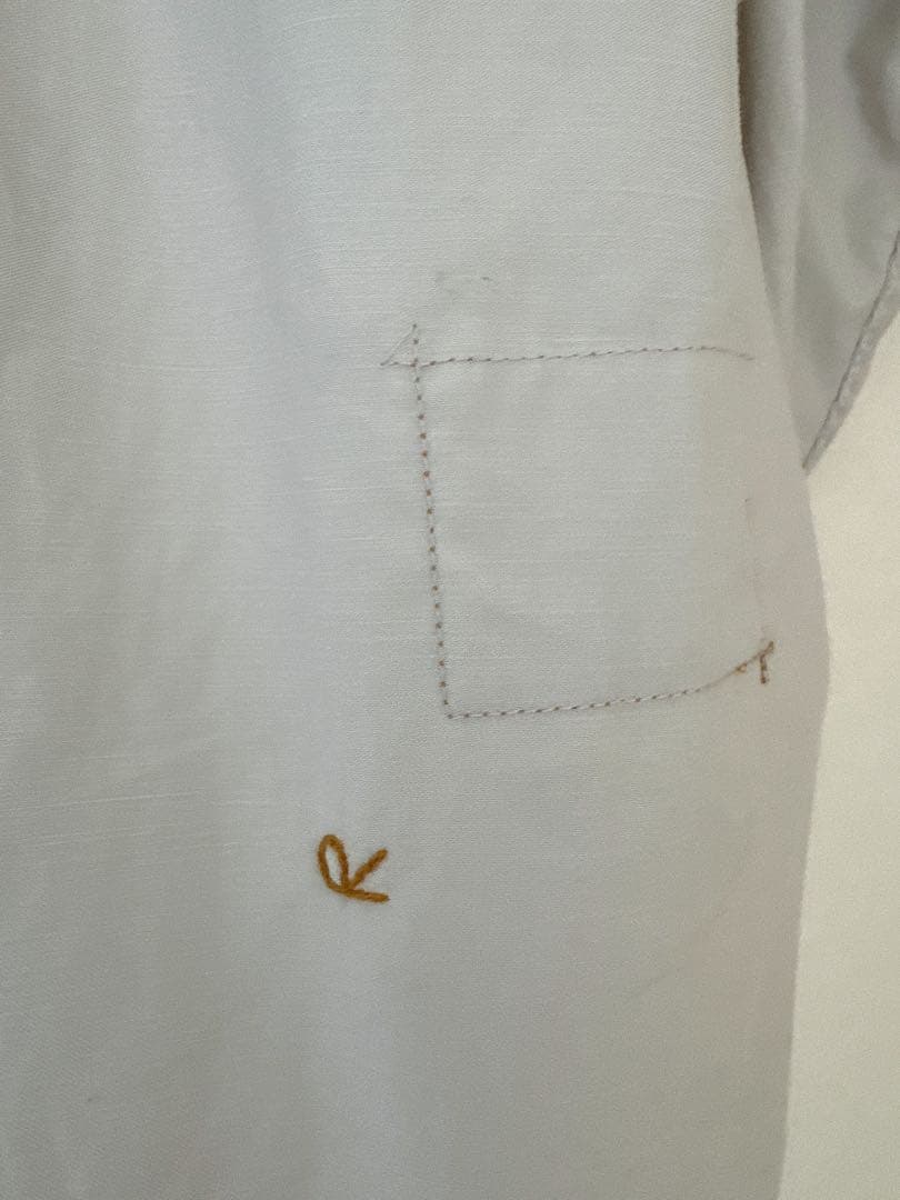 【新品未使用】45R 薄バックサテンの908ニームシャツ