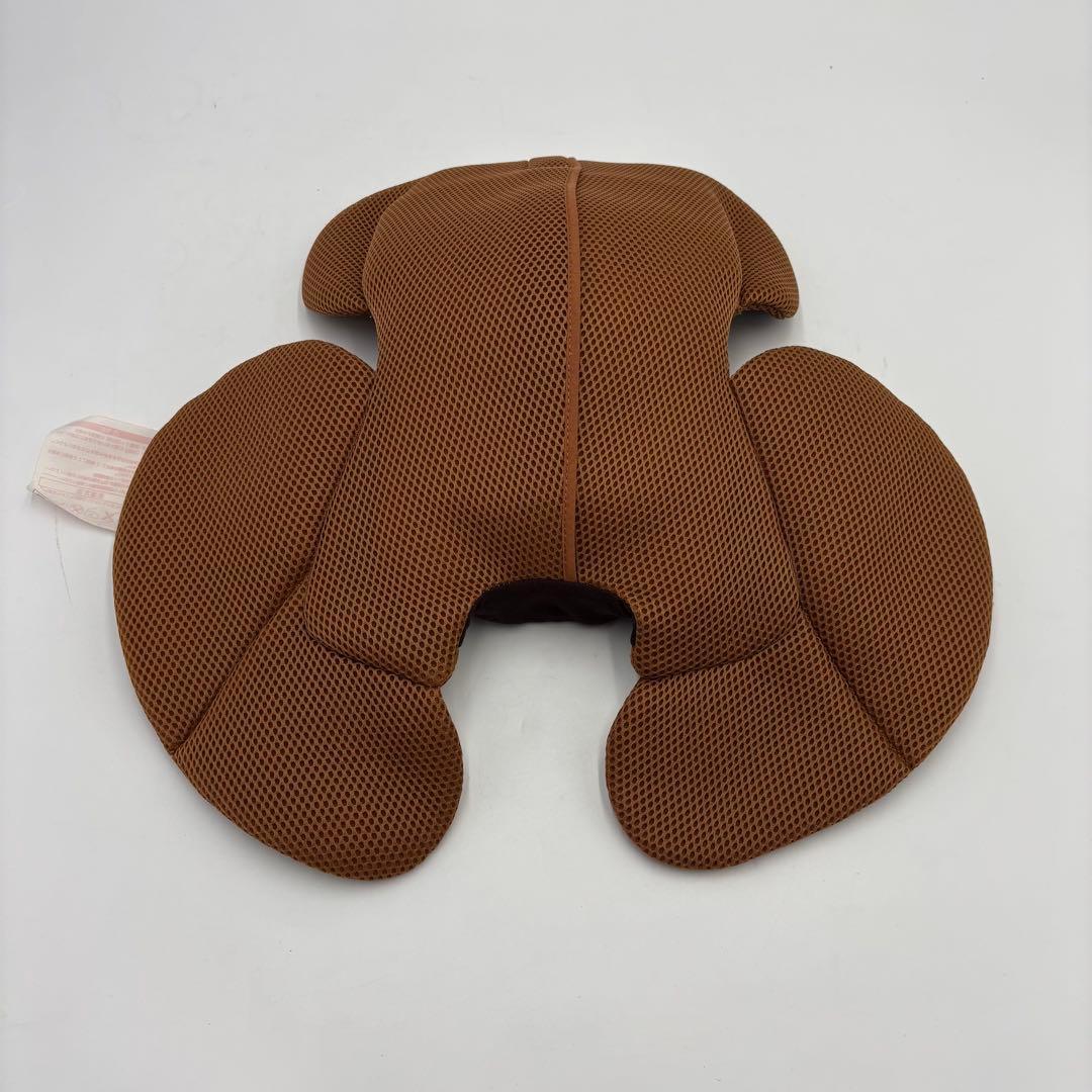 美品　AILEBEBE エールべべ クルットNT2 プラウド チャイルドシート