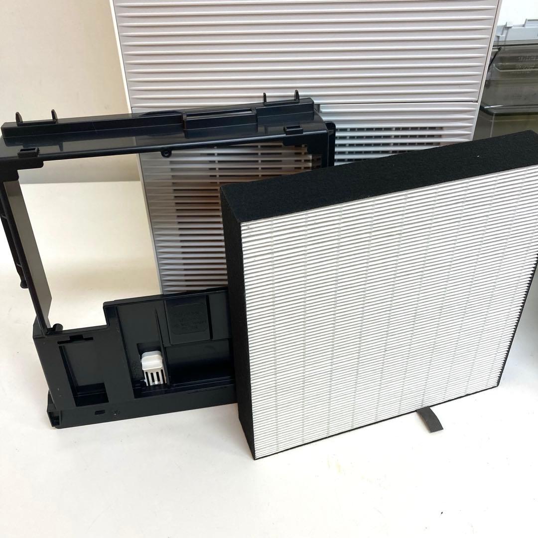 A270-48 DAIKIN　加湿ストリーマ空気清浄機　MCK70Z-W