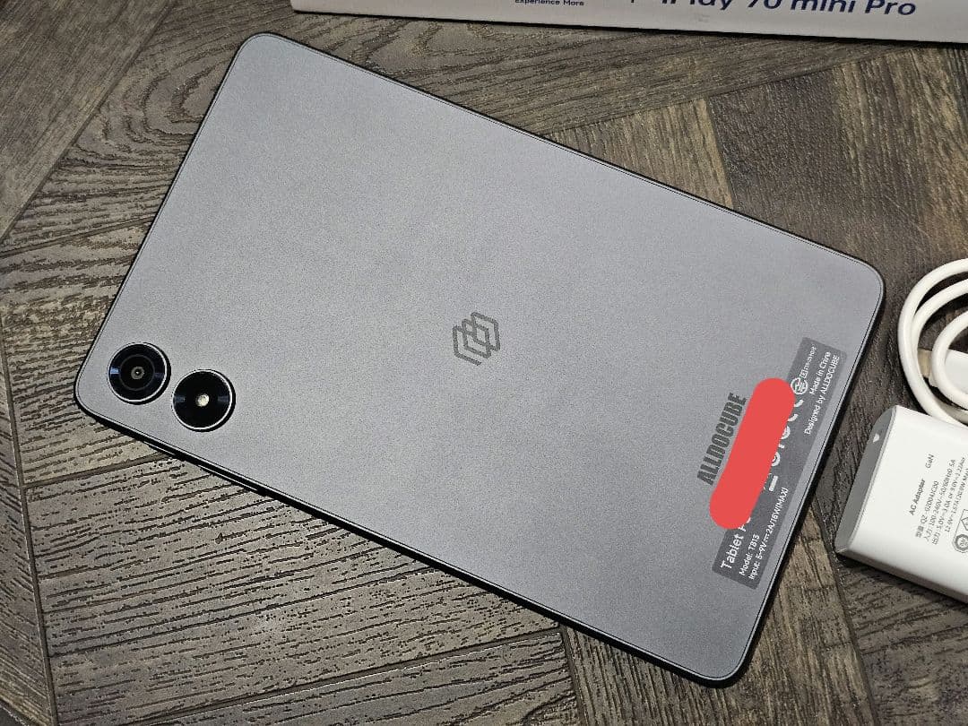 ALLDOCUBE iPlay 70 Mini Pro 本体