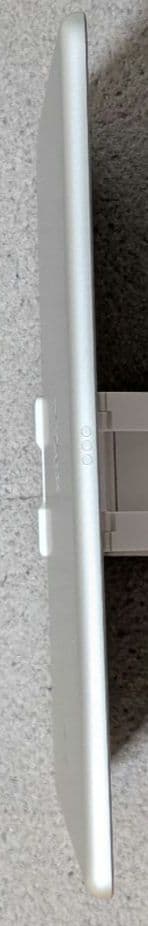 Apple iPad 第8世代 32GB Wi-FIモデルシルバー 本体