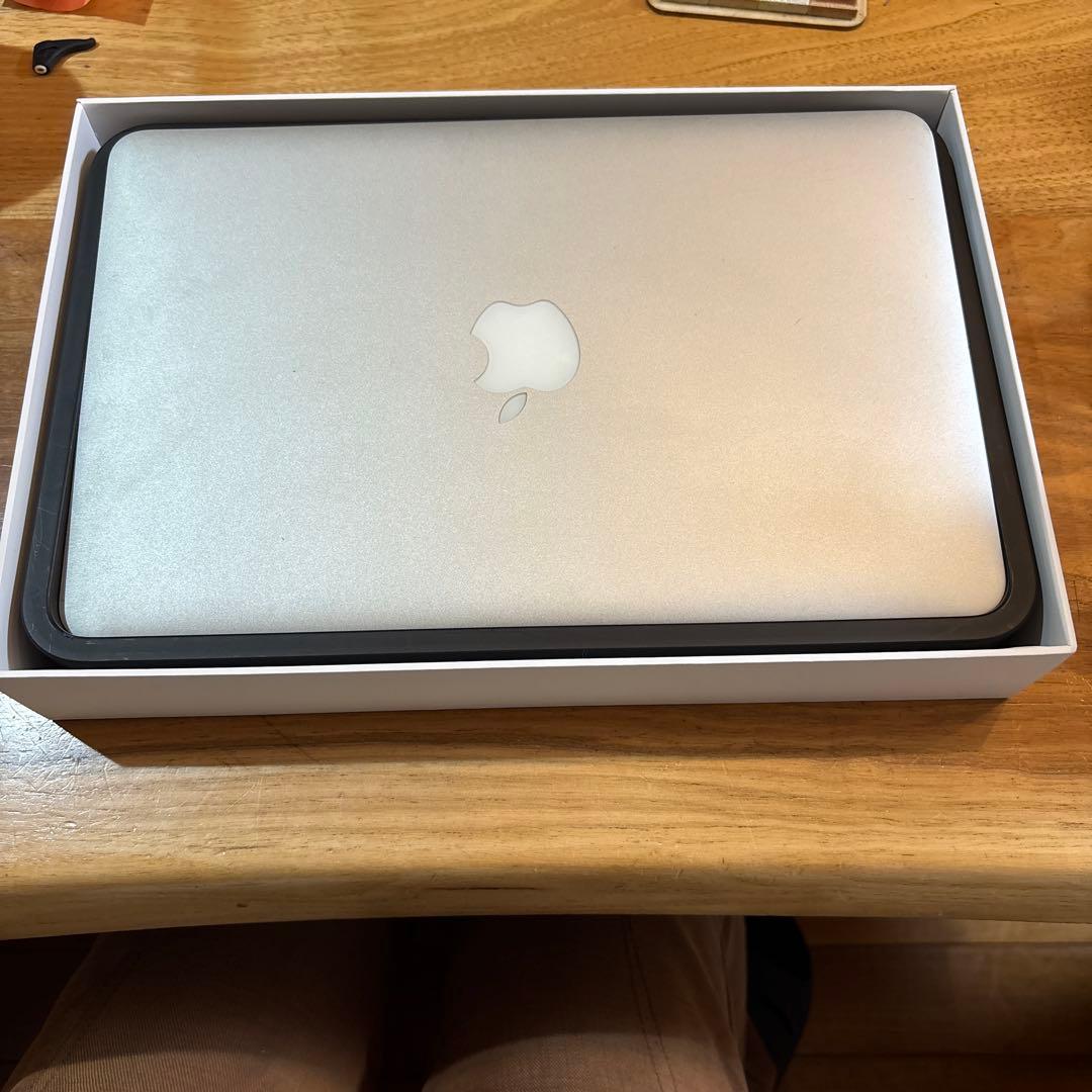 M*o様 MacBook Air 11-inch, Mid A1370