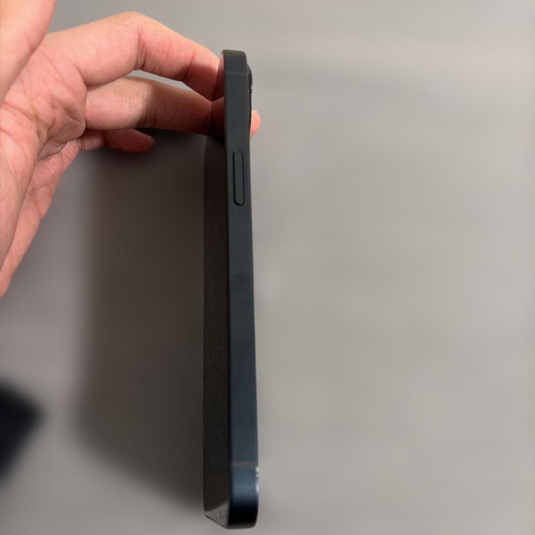 Apple iPhone 13 ミッドナイト　128GB