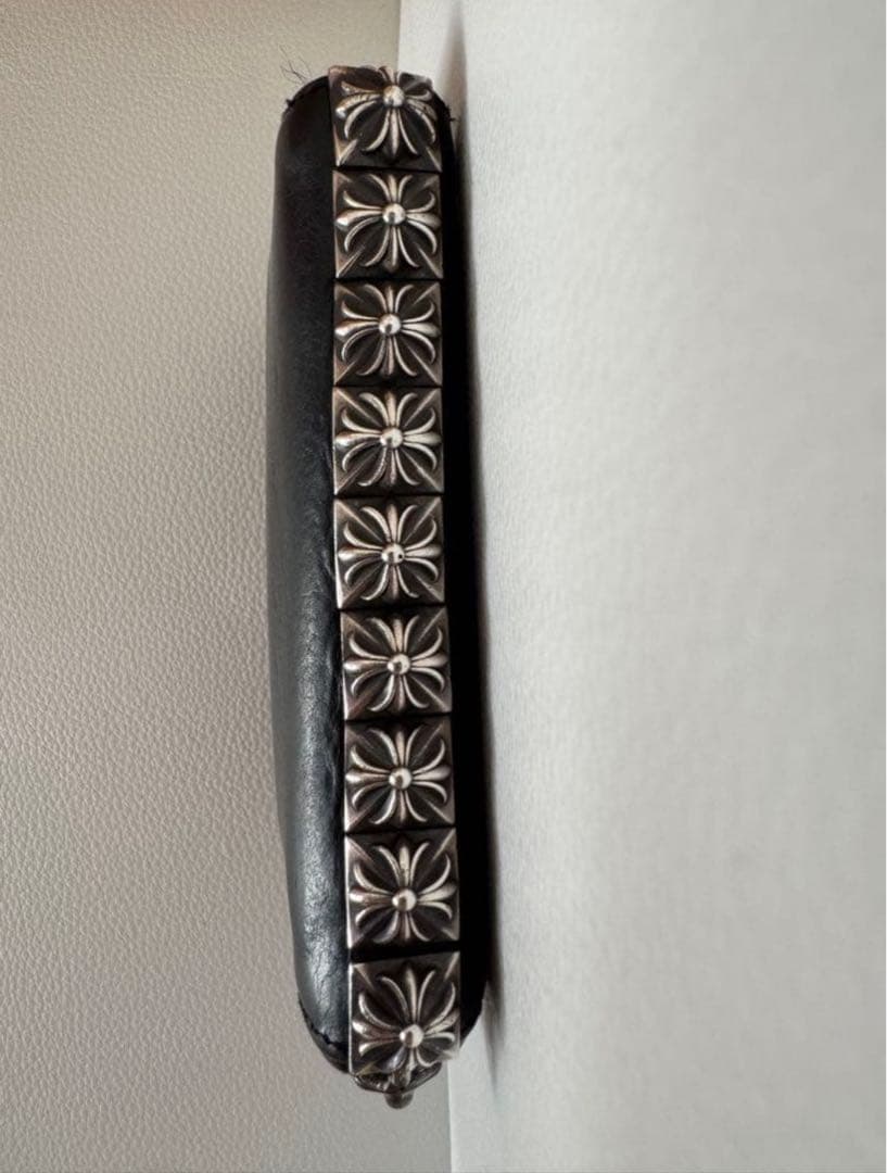 3 SIDE ZIP 3サイドジップ サイドピラミッドスタッズレザーウォレット