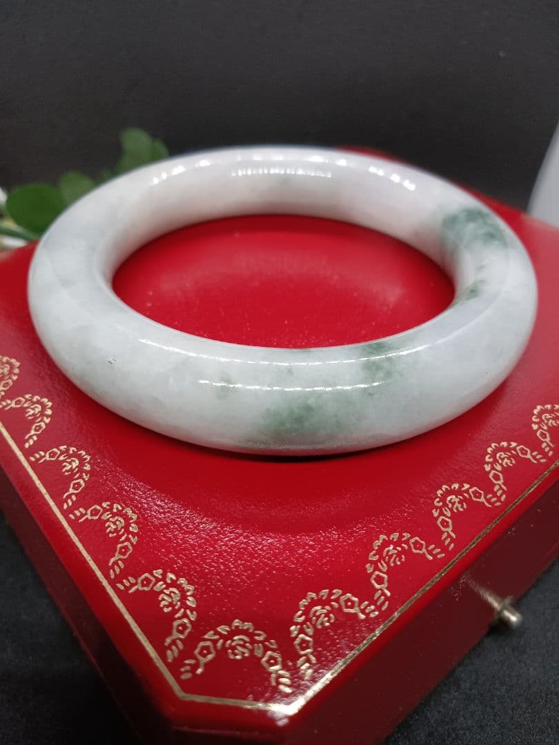 s*2様 値下げ新品✨本翡翠 ドーナツ型 バングル　白翡翠 A貨#54.4cm