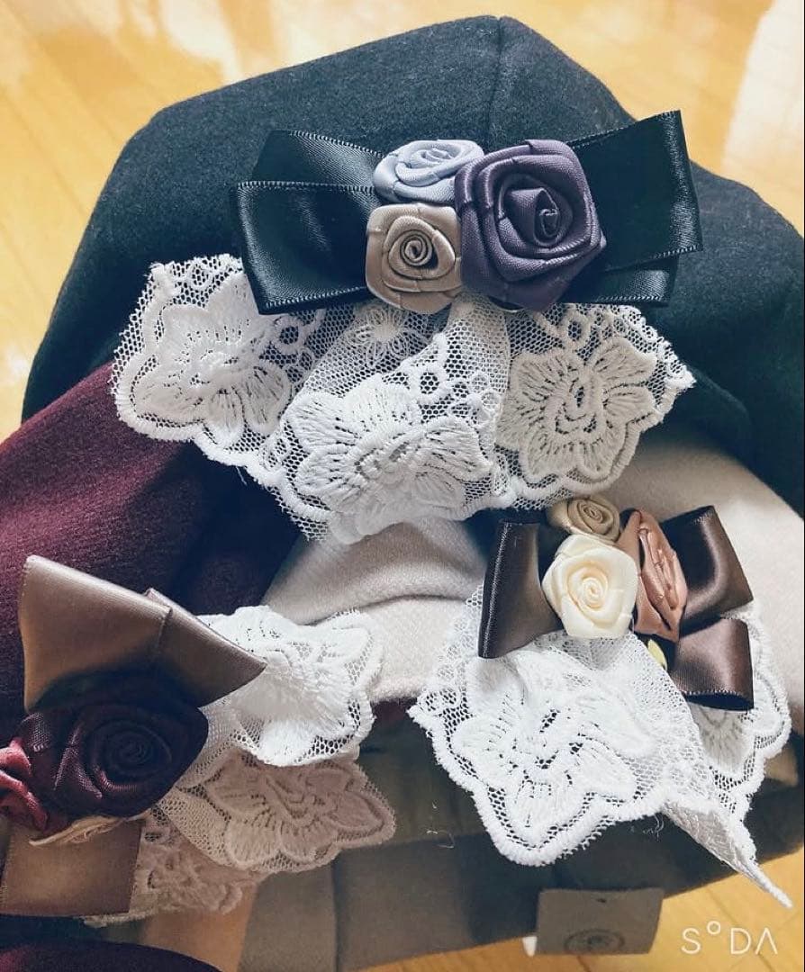 axes femme 巻きバラブローチ付きベレー 新品 ベレー帽 3色セット♡