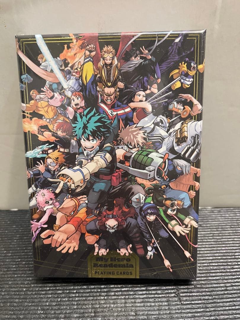 新品未開封✨僕のヒーローアカデミア箔押しトランプ