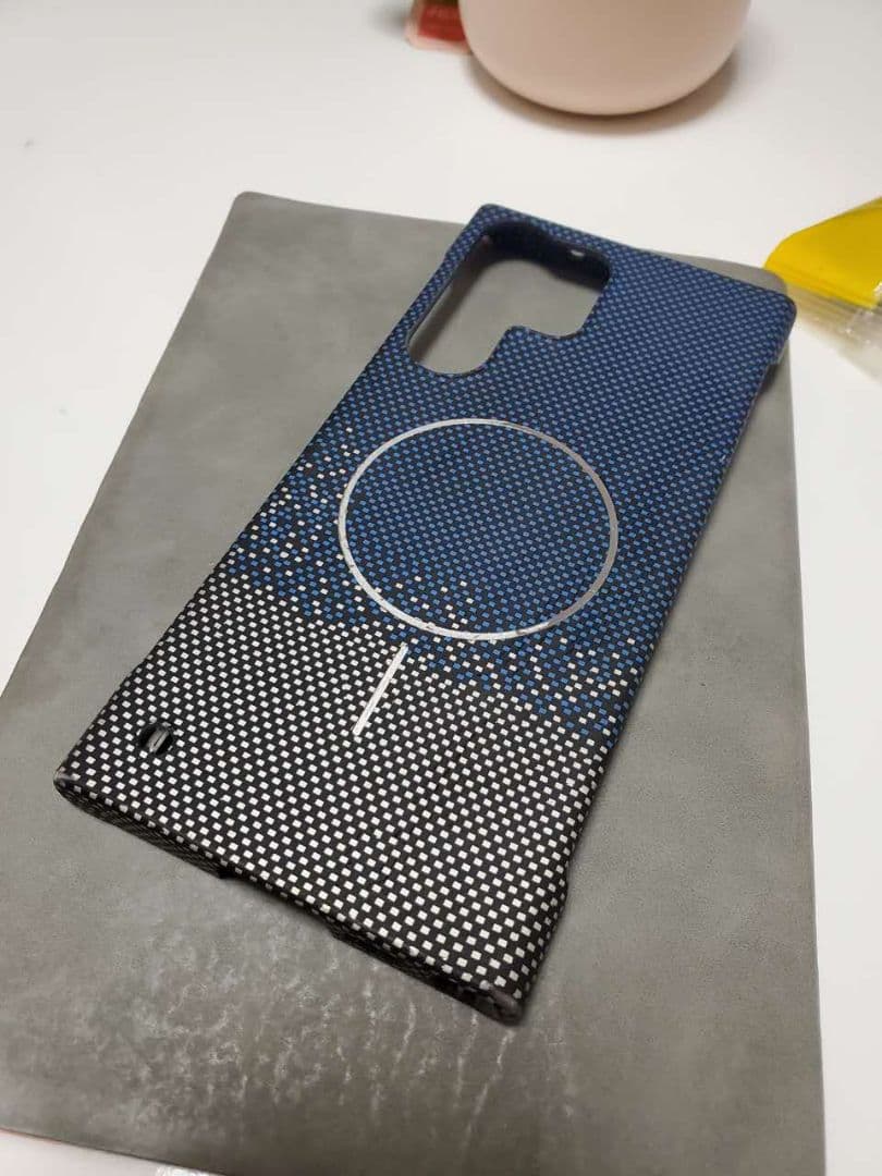 ブラック スマートフォン 本体