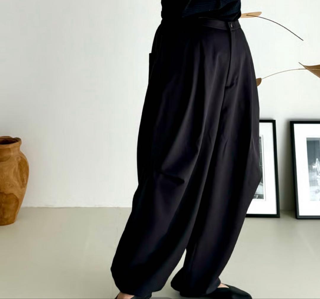 パンツ WOOL WIDE TUCK PANTS/CHACOAL BROWN