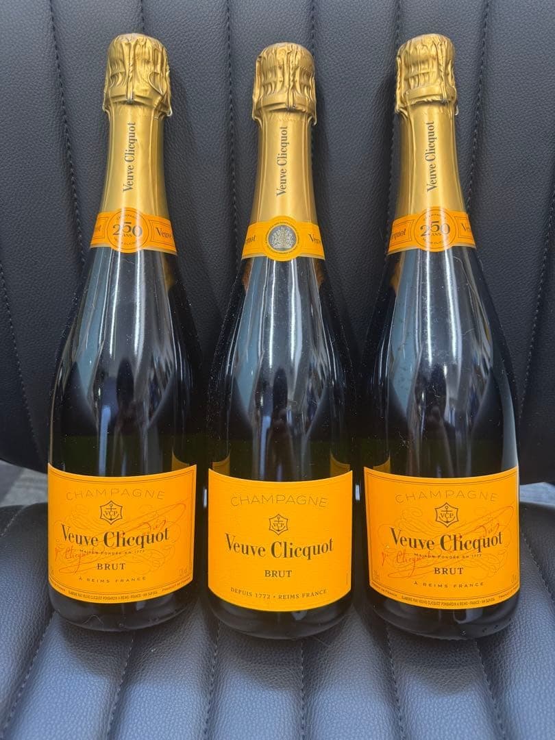 ☆ヴーヴ・クリコイエローラベル☆750ml3本特価セット 新品未開封品