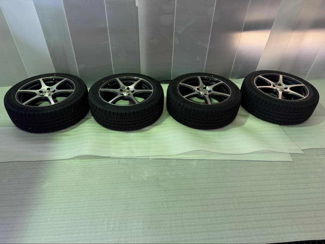 美品_R18_ホイル付スタッドレス_DUNLOP