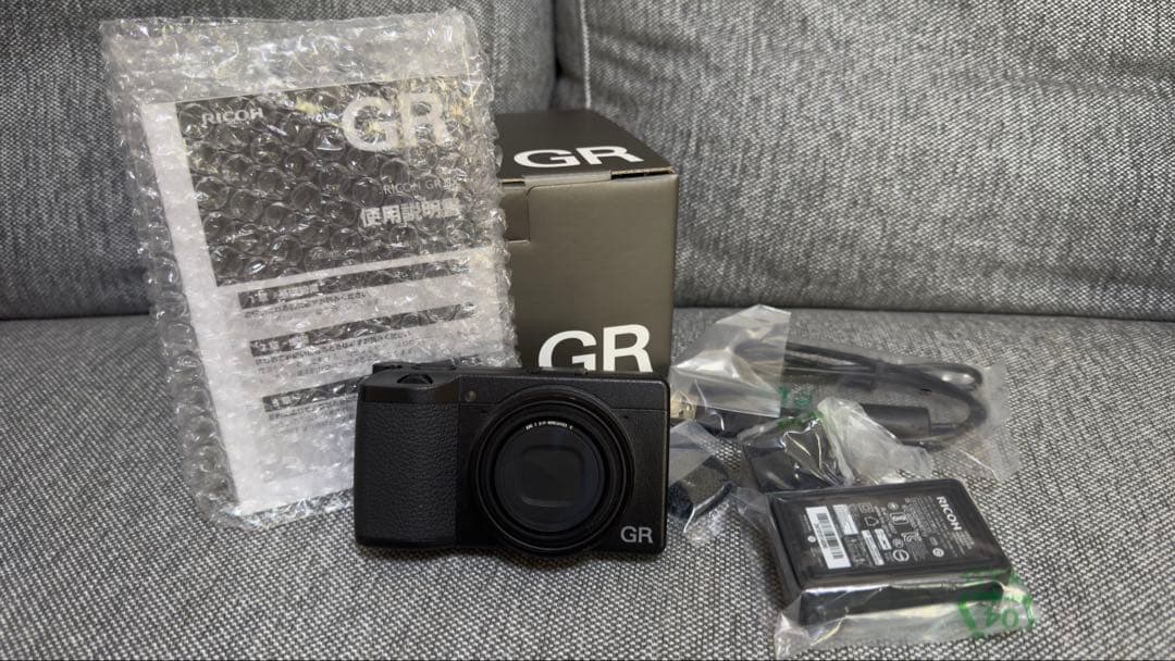 RICOH GRIIIxコンパクトデジタルカメラ