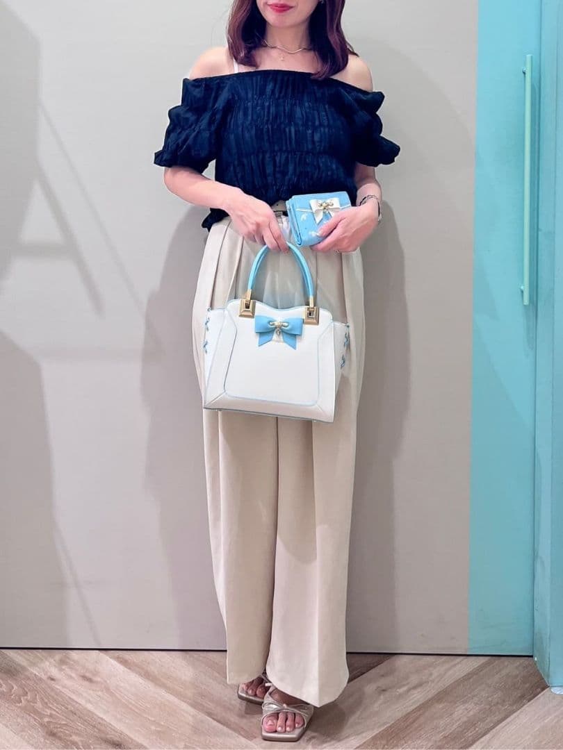 & chouette シナモロール ハンドバッグ シナモン