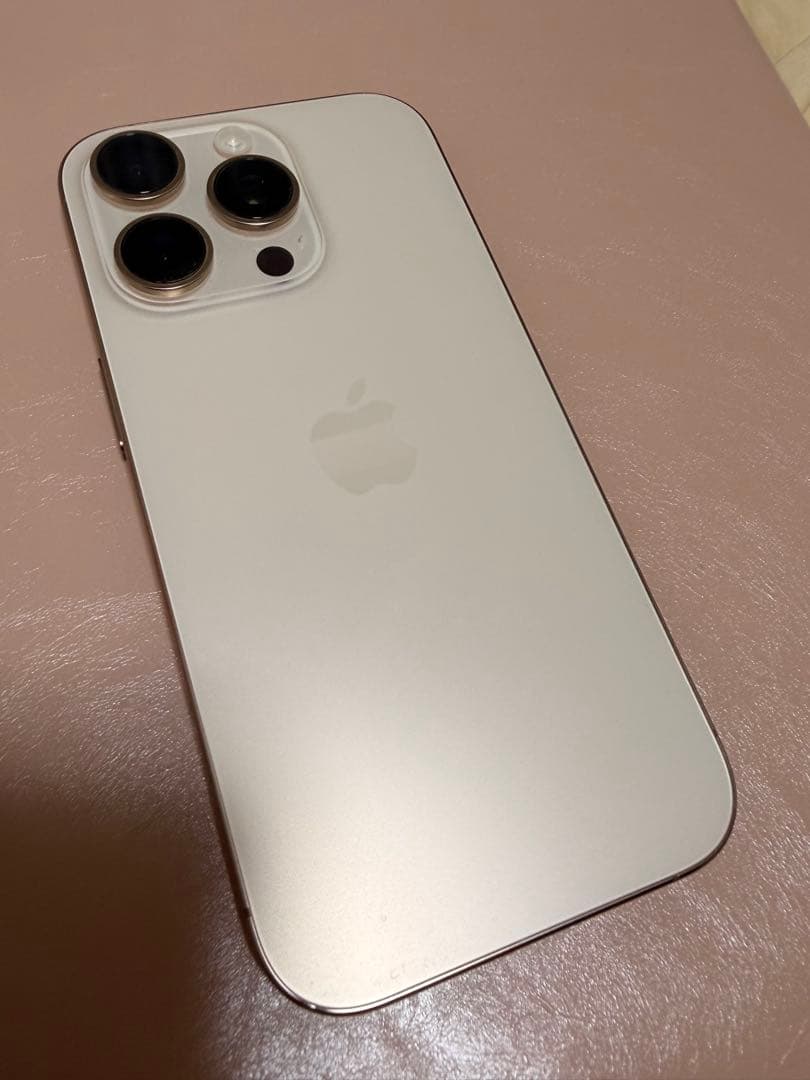 iPhone 16 Pro デザートチタニウム 128GB SIMフリー