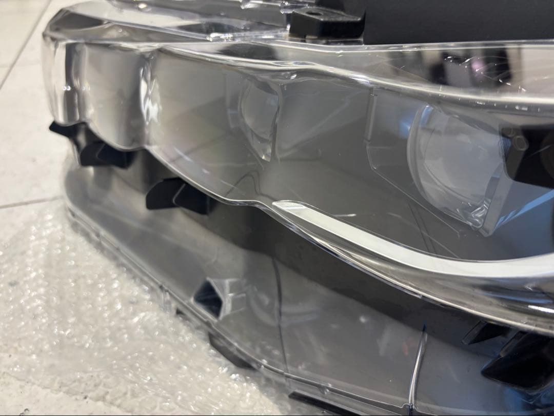 プリウスPHV 左ヘッドランプASSY　＃81185-47560