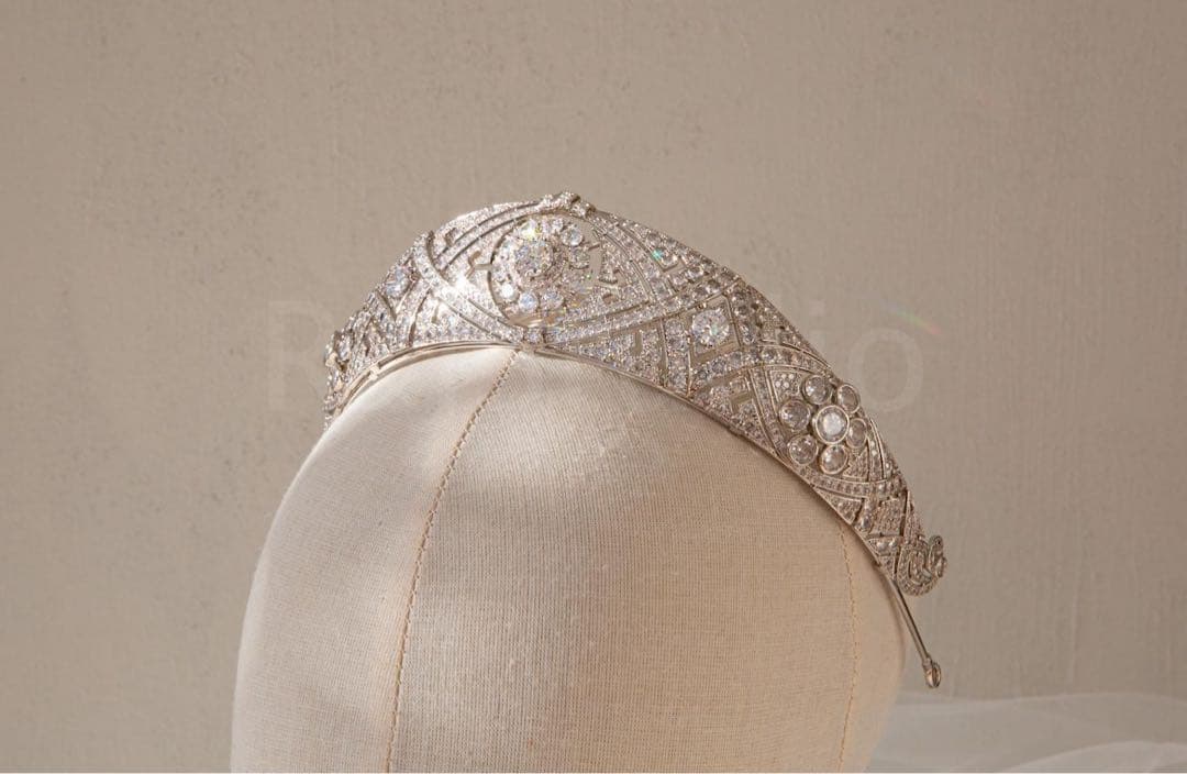 英国王室風ウェディングティアラ