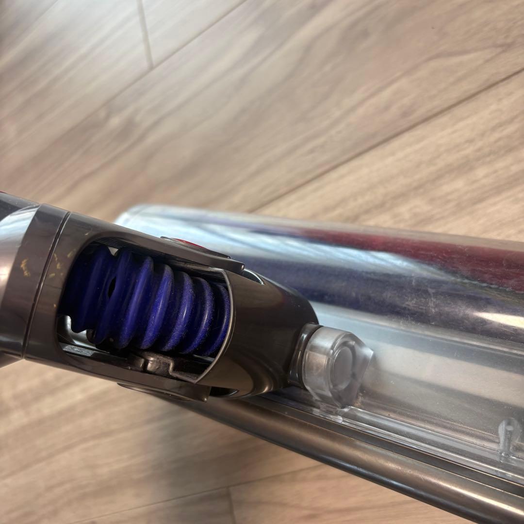 ダイソンDyson v7 fluffy SV11 掃除機