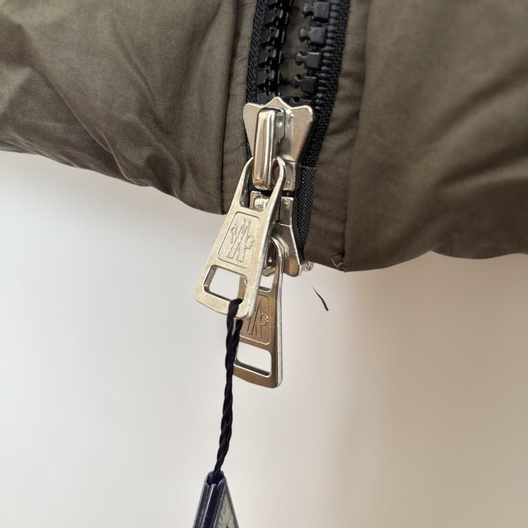 モンクレール MONCLER BERNIERダウンジャケット L フード付き