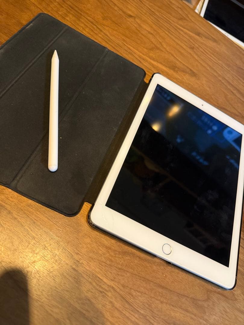 iPad 第6世代128GB+ Pencil + スタンドケース