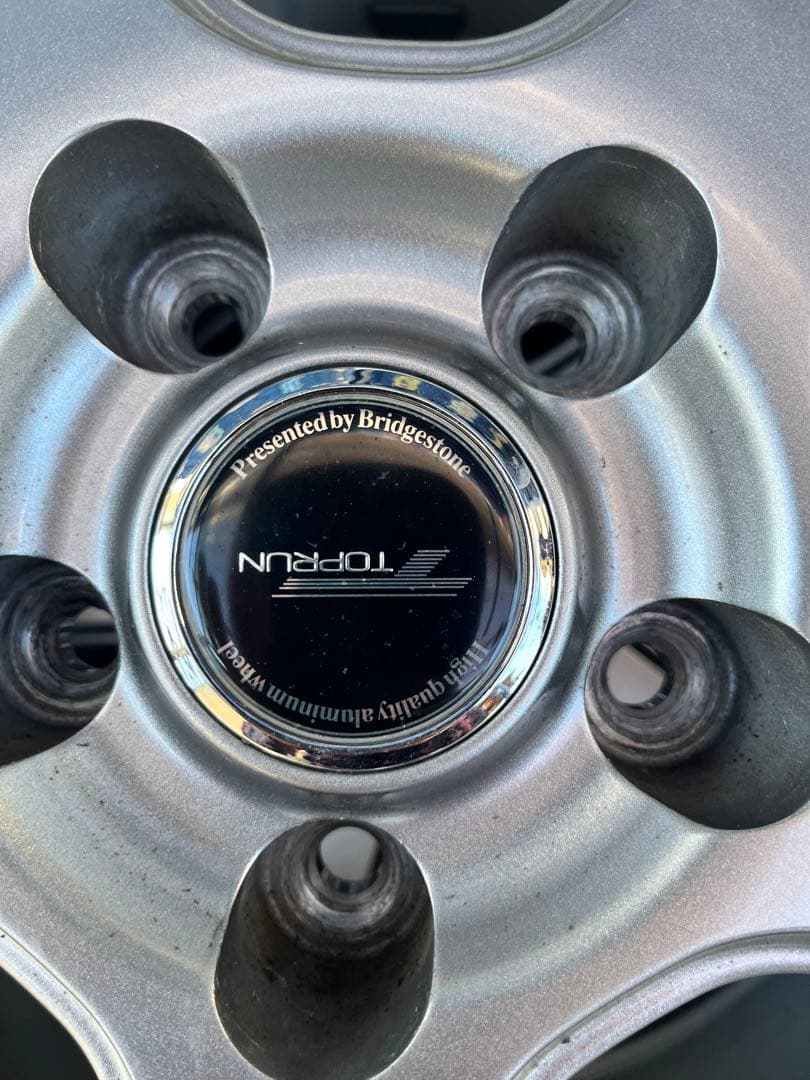 16インチ ブリヂストン ブリザックレボGZ タイヤ ホイールセット 4本