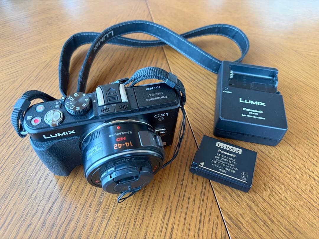 デジタルカメラ LUMIX DMC-GX1