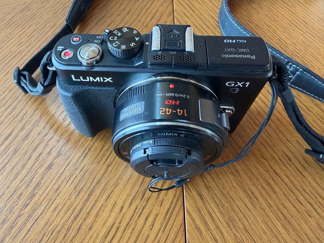 デジタルカメラ LUMIX DMC-GX1