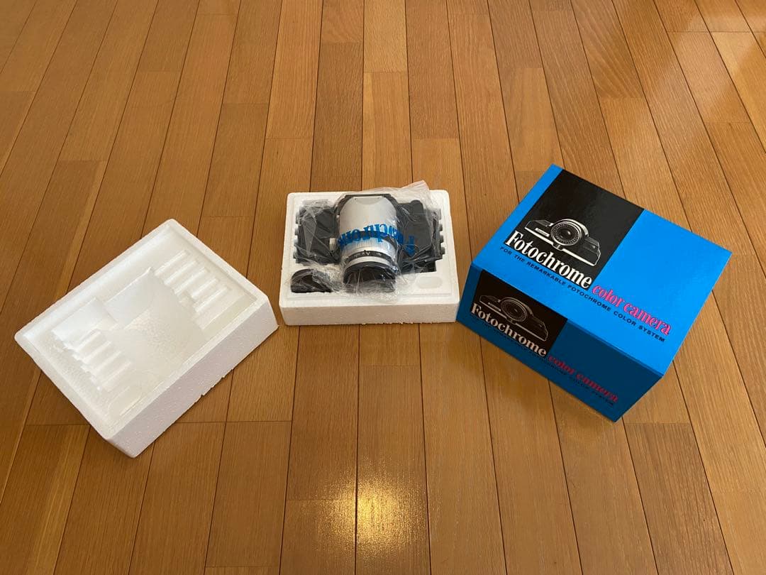 FOTOCHROME COLOR CAMERA フォトクローム カメラ