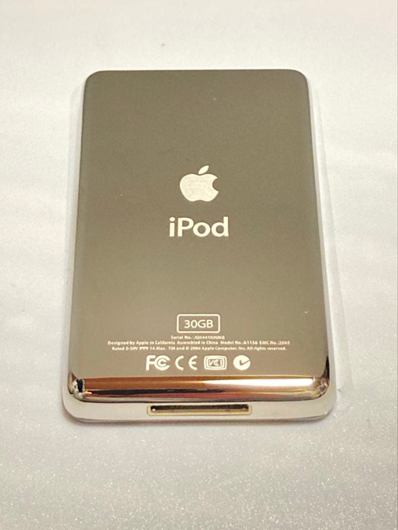 綺麗なiPod classic 第5世代 30GBからSD256GBに　白×赤