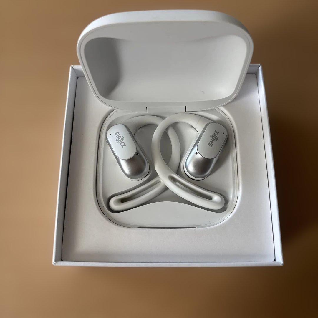 UU　　Shokz OpenFit Air ホワイト