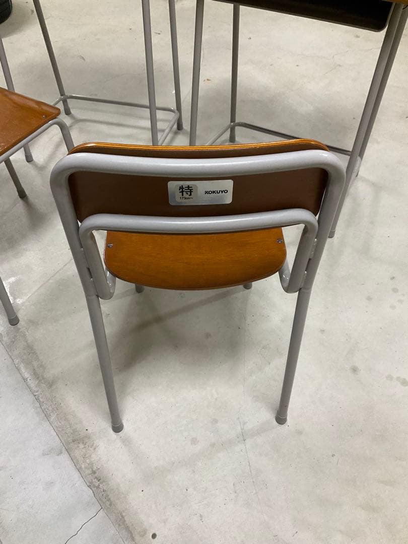 ⭐️美品⭐️ 学校の机とイス　2セット
