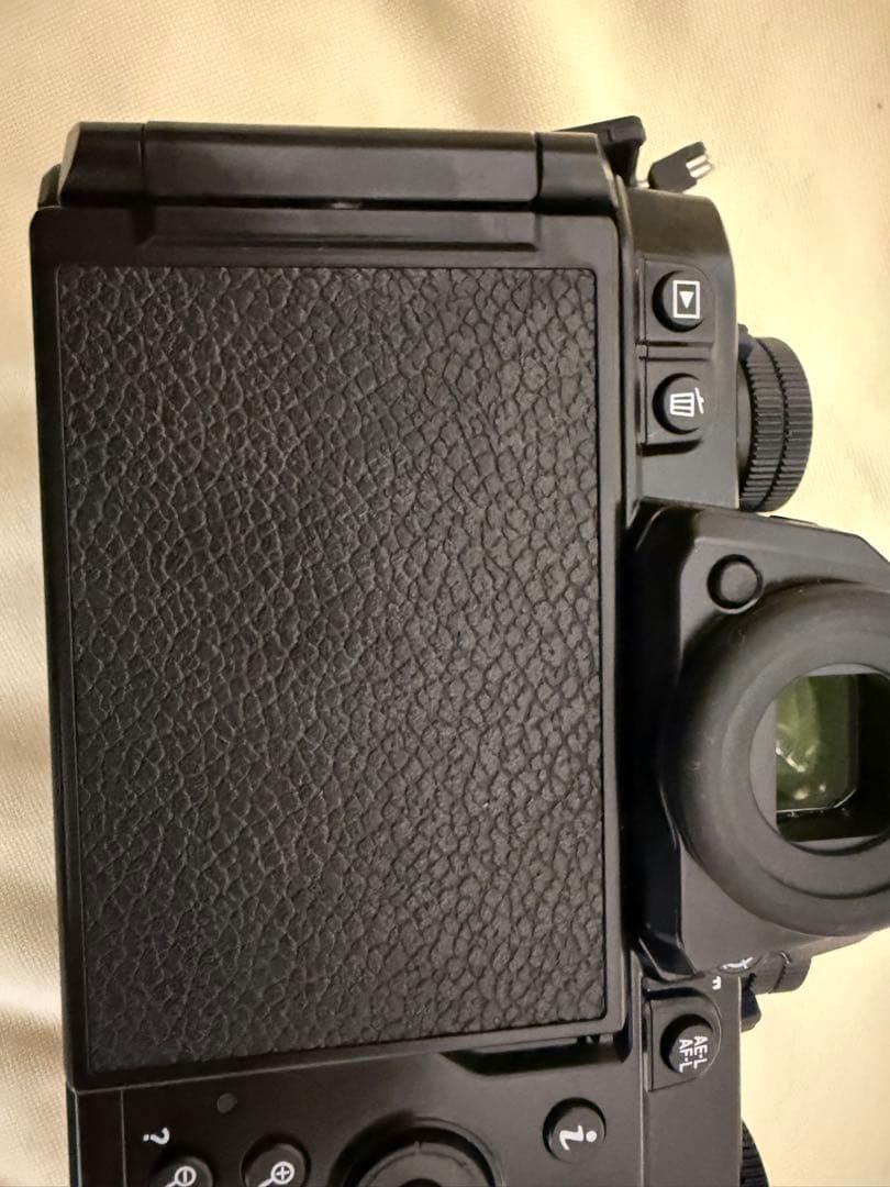 Nikon Z f グリップ付き