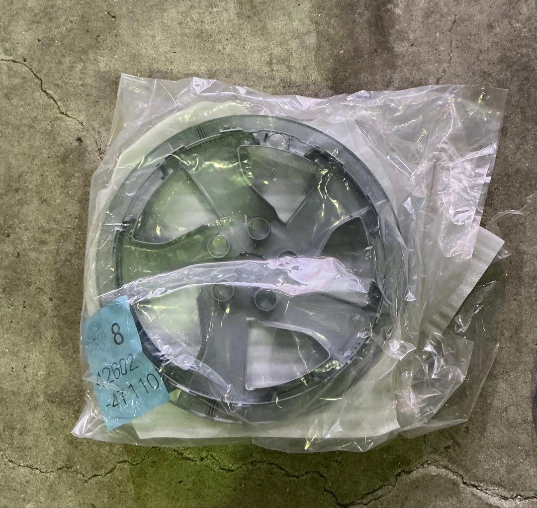 プリウス 新車外し ホイールのみ販売可