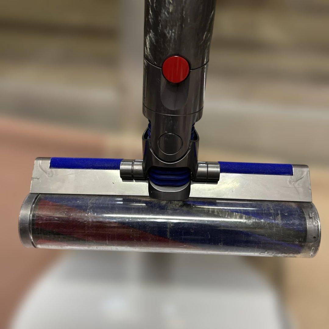 ダイソン　dyson デジタルスリム　SV18 掃除機　スタンド付き