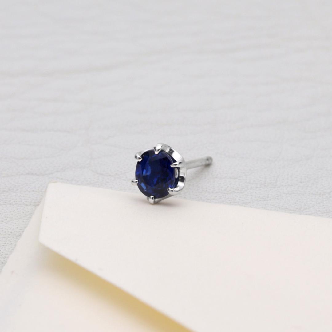 【＊片方のみ＊】K18WG サファイヤ0.63ct　ピアス