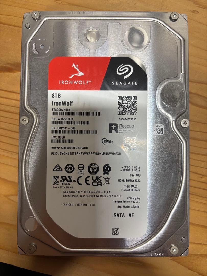 内蔵型ハードディスクドライブ Seagate IronWolf 8TB ST8000VN004 3.5