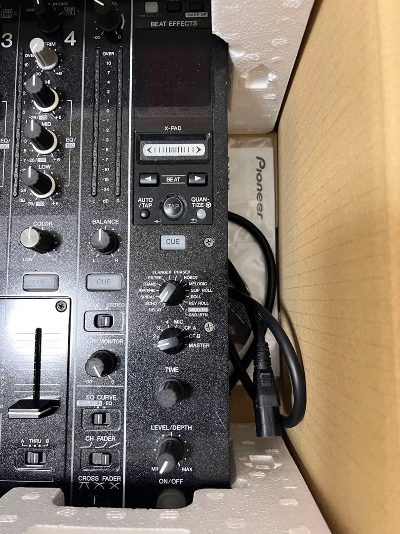 【Pioneer】 DJM-900NXS（保護カバー付）